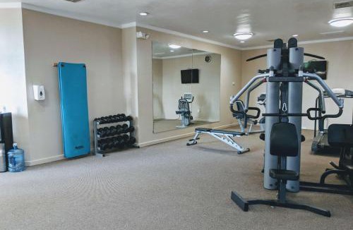 Clovis Hotel | Days Inn & Suites by Wyndham Clovis