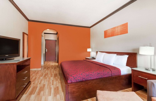 Marquez Hotel | Days Inn & Suites by Wyndham Marquez