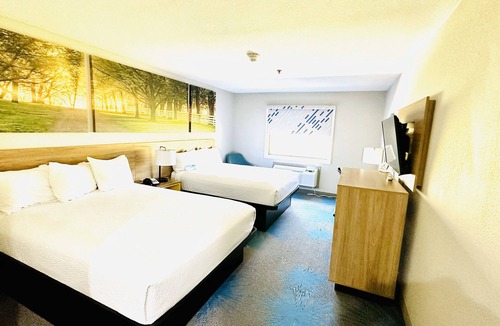 Wynne Hotel | Days Inn & Suites by Wyndham Wynne