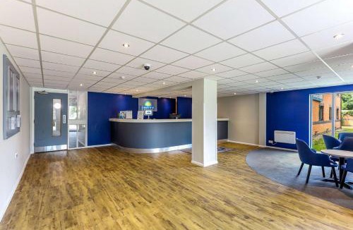 Chesterton Green Hotel | Days Inn Warwick Northbound M40