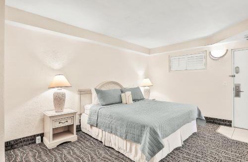 Ortona Park House | Daytona Beach Resort 533- Oceanfront Oasis