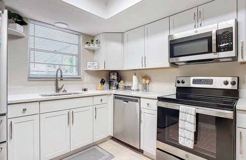 Holly Hill House | Daytona's Perfect 10