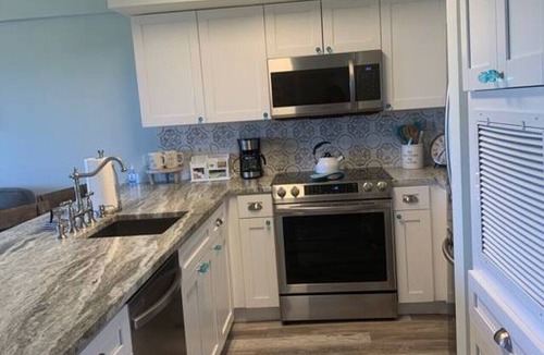 Tavernier Condo | Dbl Master |Oceanview |Jacuzzi |Beach |Marina |BBQ