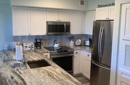 Tavernier Condo | Dbl Master |Oceanview |Jacuzzi |Beach |Marina |BBQ