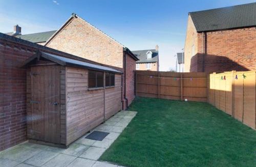 Castle Donington Apartment | DBS Serviced Apartments - The Terrace