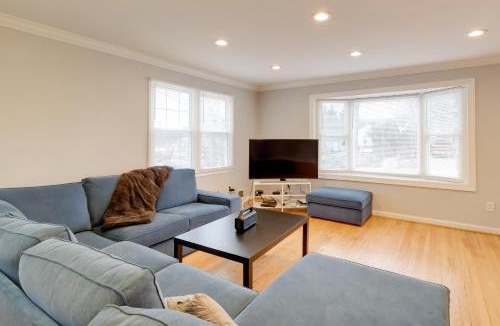 Wheaton-Glenmont House | DC Area Home ~ 1 Mi to Metro: WFH Friendly!