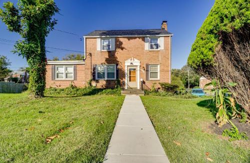 Wheaton-Glenmont House | DC Area Home 1 Mi to Light Rail!