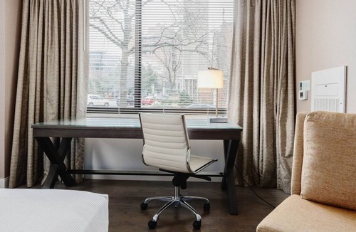 West End Hotel | DC Stay near Georgetown | Remote-Work Ready | Walk to Dining & Attractions
