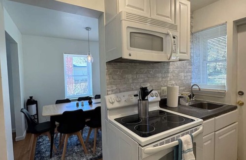 Groveton House | DC Suburb Home w/Parking | Near Metro & DC