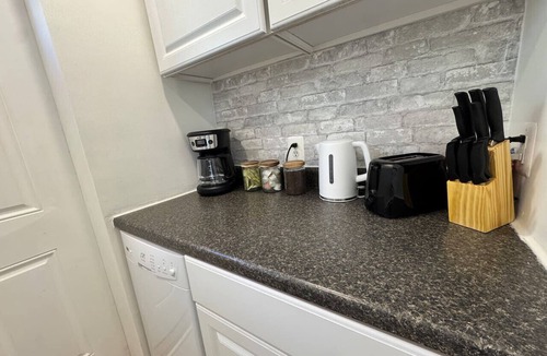 Groveton House | DC Suburb Home w/Parking | Near Metro & DC