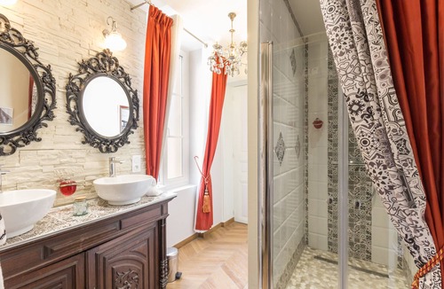 Arromanches-les-Bains Bed & Breakfast | DDAY Aviators Le Manoir