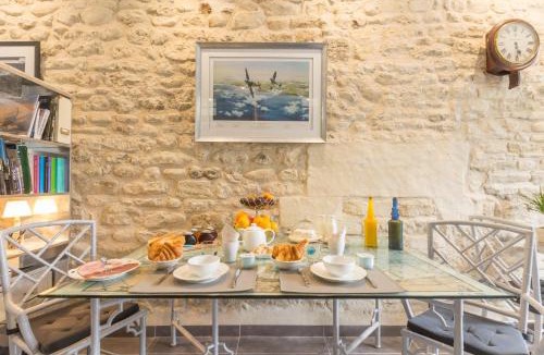 Arromanches-les-Bains House | DDay Aviators