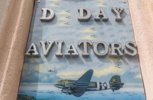 Arromanches-les-Bains House | DDay Aviators