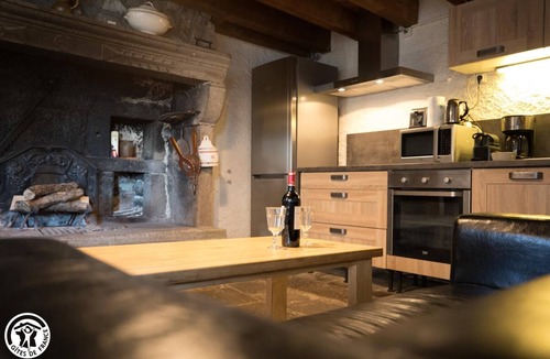 Chambon-sur-Lac House | de Bressouleille - Chambon SUR LAC
