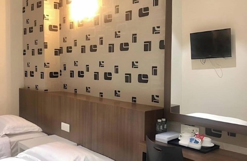 Kuantan Hotel | De Champs Hotel