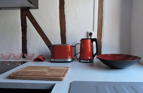 Montcavrel Cottage | De Luxe Jacuzzi Prive-Gîte-Ensuite with Shower