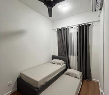 Batu Caves Apartment | De' Moysis Homestay