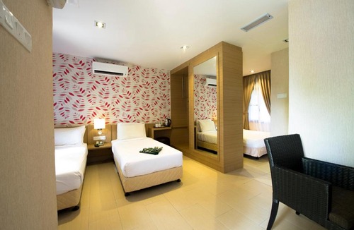 Kuala Selangor Hotel | De Palma Resort Kuala Selangor