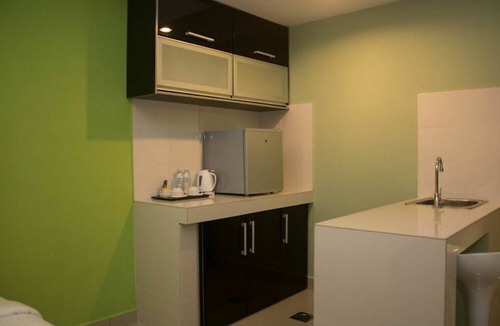 Wakaf Che Yeh Hotel | De' Viana Hotel & Apartment