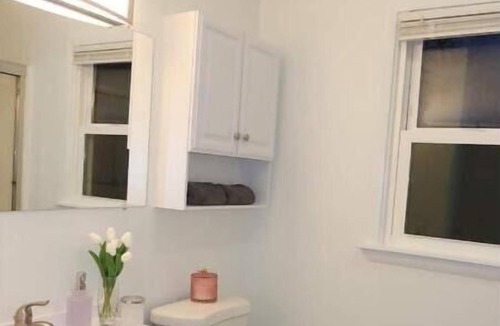 Newtonville Apartment | Dead end street apt in Colonie