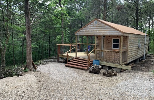 Eminence Cabin | Deadwood Acres cabin #1