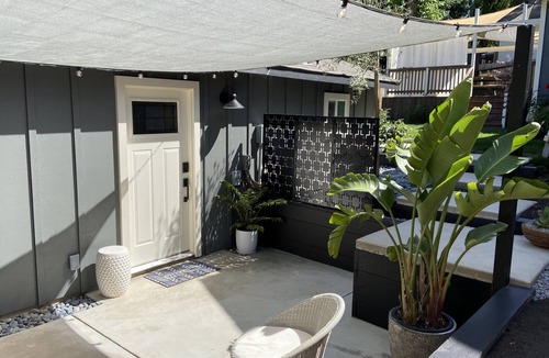 Auburn Cottage | Dean's Garage: Car-Shop Themed Luxury Small Home, Central Auburn