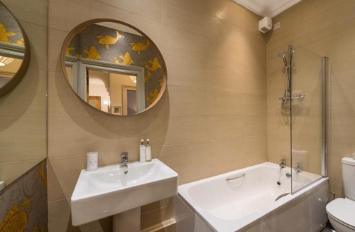 Stockbridge Apartment | Dean Terrace Apartment