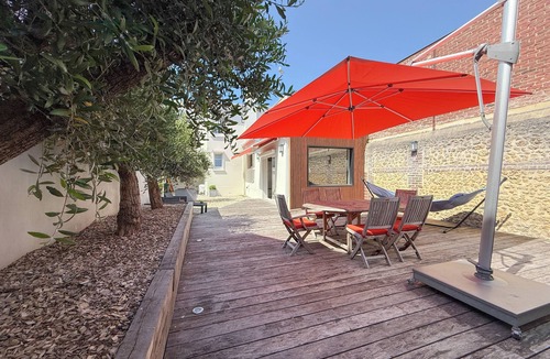Deauville City Centre House | Deauville center, charming renovated house with spacious private terrace