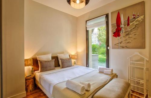 Tourgeville Apartment | Deauville Lovely Flat with Private Garden