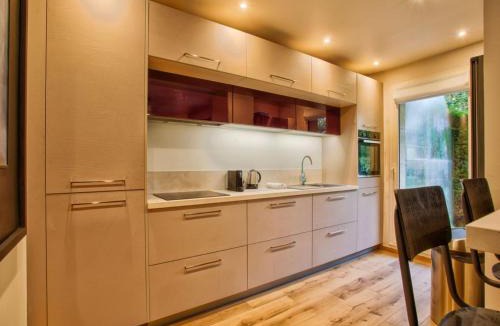 Tourgeville Apartment | Deauville Lovely Flat with Private Garden