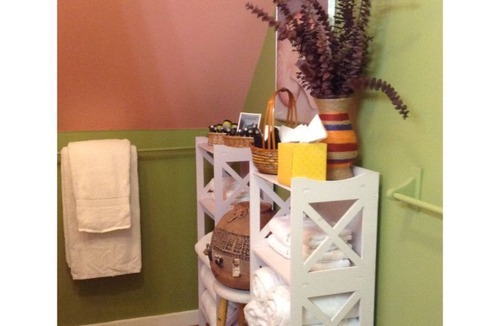 Hammond Bed & Breakfast | Deb’s Dock 420 B&B Mooring #One