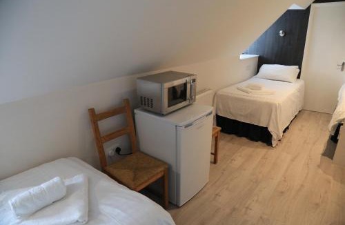 Brunel Bed & Breakfast | Debden Guest House