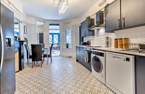 Cliftonville House | Debenham Lodge Margate