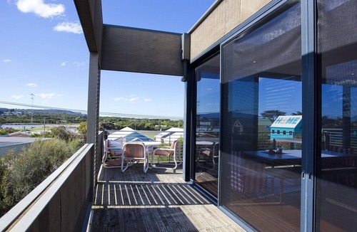 Anglesea Apartment | Debonair 1 - At Anglesea