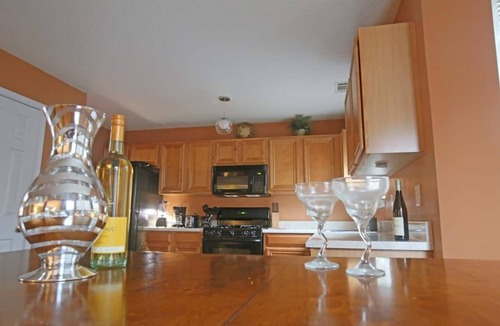 Decatur House | Decatur Escape 4bd/2.5ba home with garage