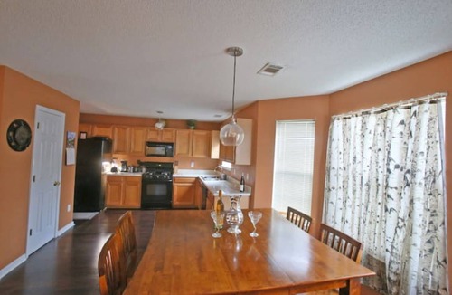 Decatur House | Decatur Escape 4bd/2.5ba home with garage