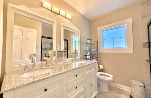 North Decatur House | Decatur Retreat Near Emory Pet Friendly