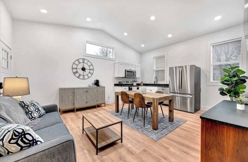 Siloam Springs House | Decca's Guesthouse Su