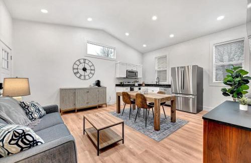 Siloam Springs House | Decca's Guesthouse