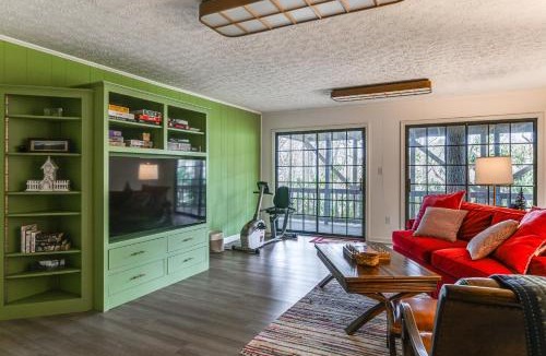 Sky Valley House | Deck and Community Perks Sky Valley Home!
