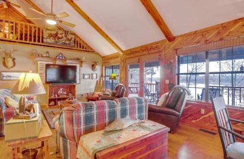 Greers Ferry House | Deck and Fire Pit Waterfront Cabin in Greers Ferry!