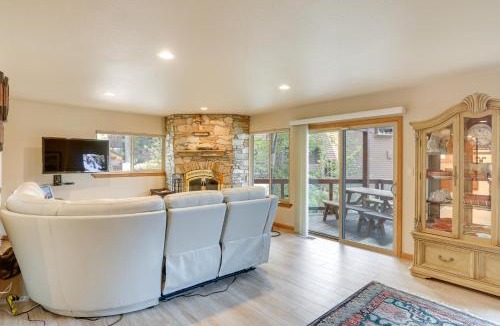 Elk Point House | Deck & Beach Access: Lake Tahoe Shoreside Retreat!