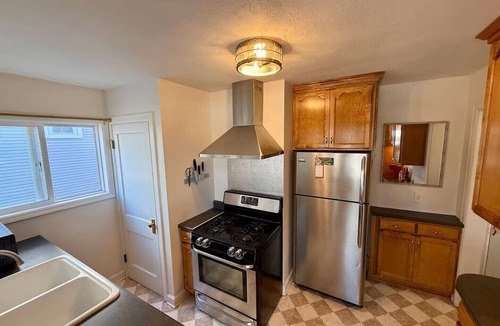 Browns Lake House | Deck + Fire Pit , Walk to Browns Lake Private Beach , Game Rm , Near Lake Geneva