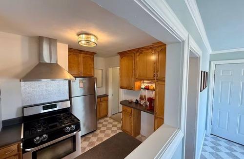 Browns Lake House | Deck + Fire Pit , Walk to Browns Lake Private Beach , Game Rm , Near Lake Geneva