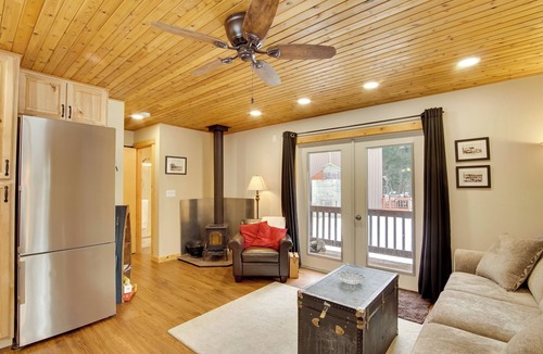 Elk Meadows Cabin | Deck & Fire Pit: Yakima River Retreat in Cle Elum