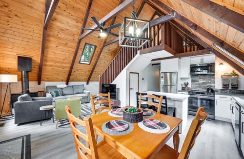 Munds Park House | Deck & Grill: A-Frame Cabin in Munds Park!