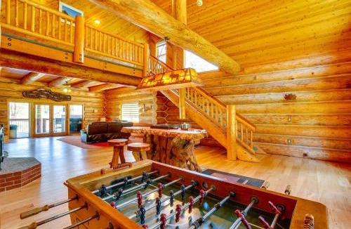 Junction City House | Deck, Grill and River Access California Escape!