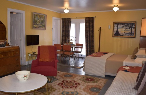 Jeffersonville House | Deck House sleep 4 guests with queen bed, single bed with trundle, private bathroom.