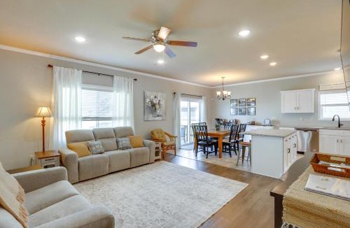 Cape Girardeau House | Deck & Large Yard! Family Haven in Cape Girardeau