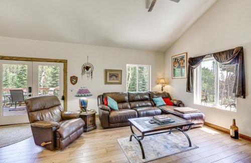 Garfield Apartment | Deck & Mtn Views! Pet-Friendly Duplex in Salida